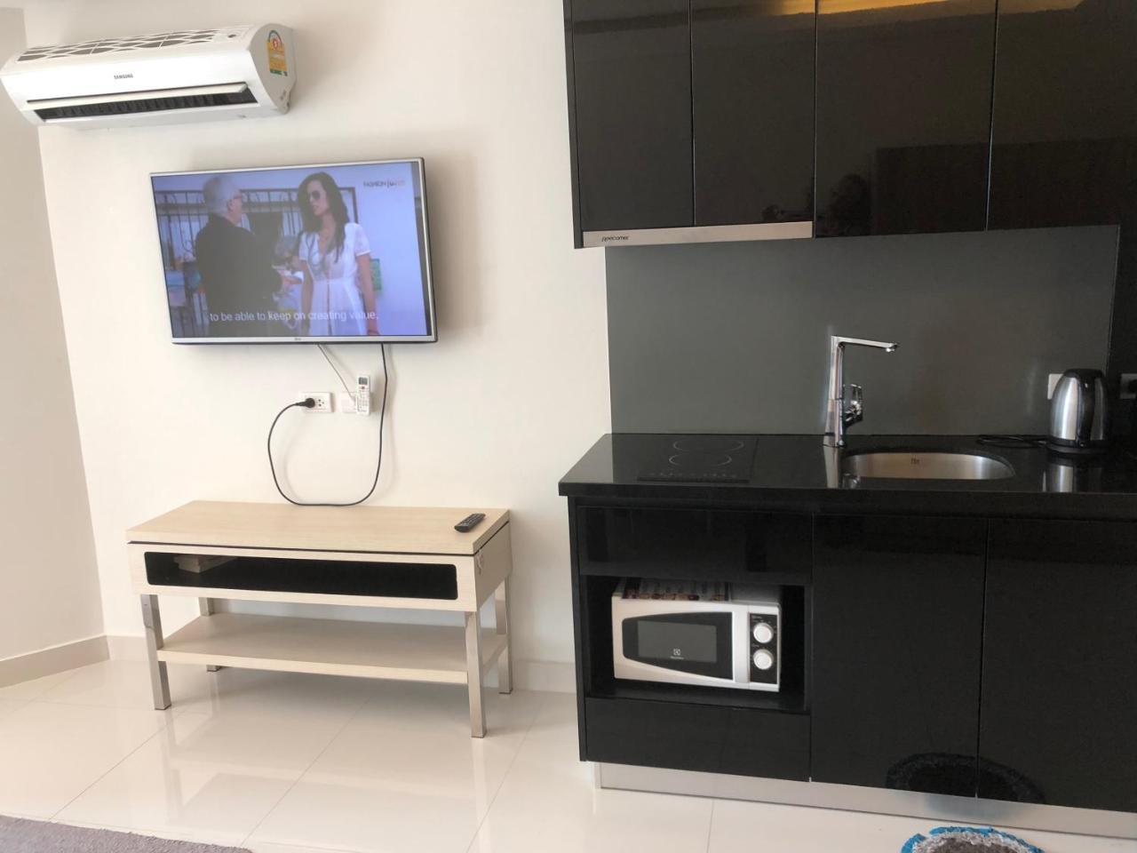 Club Royal Wongamat Apartamento Pattaya Exterior foto