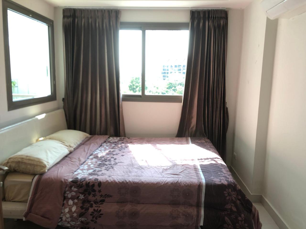 Club Royal Wongamat Apartamento Pattaya Exterior foto