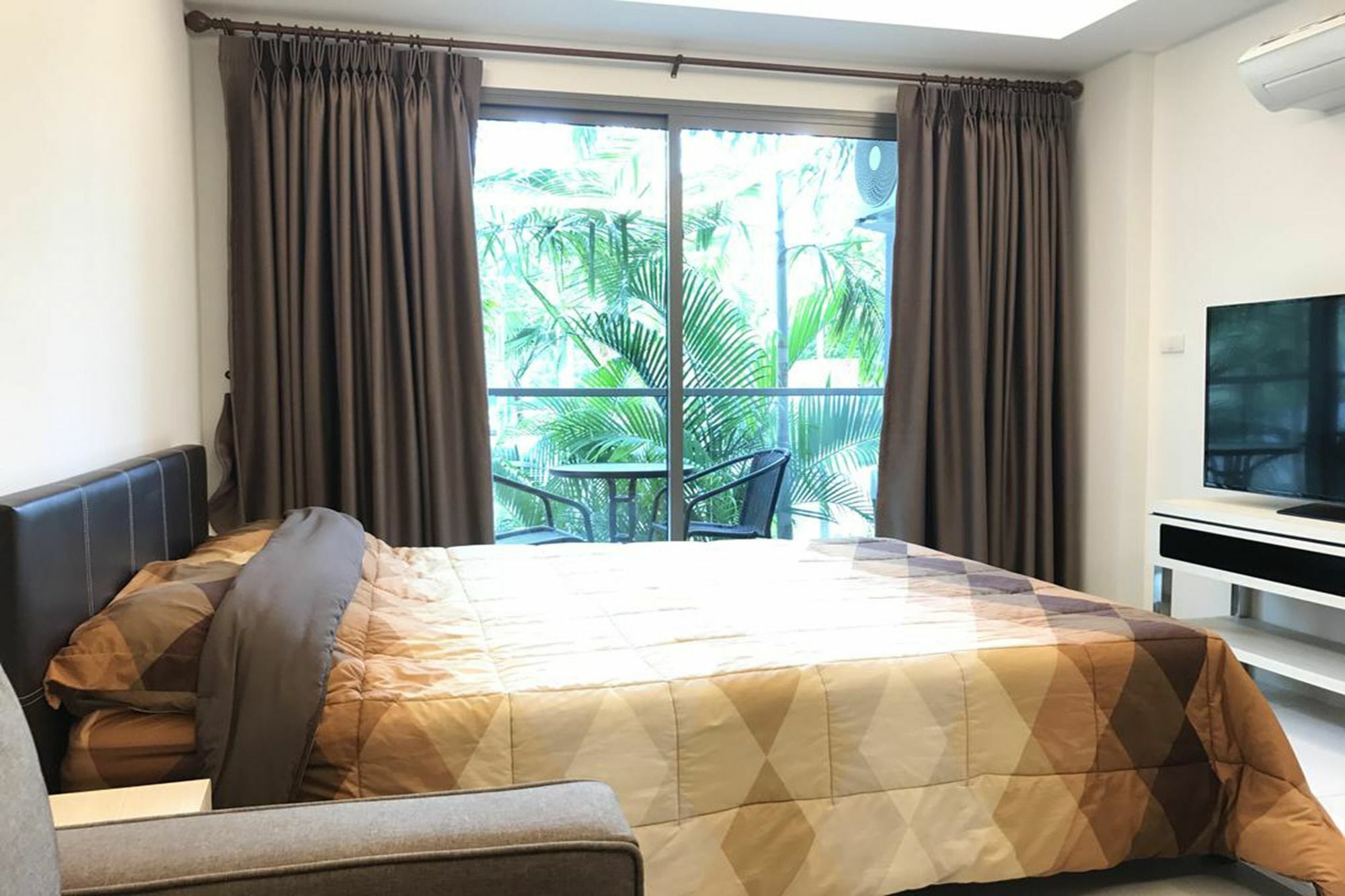 Club Royal Wongamat Apartamento Pattaya Exterior foto